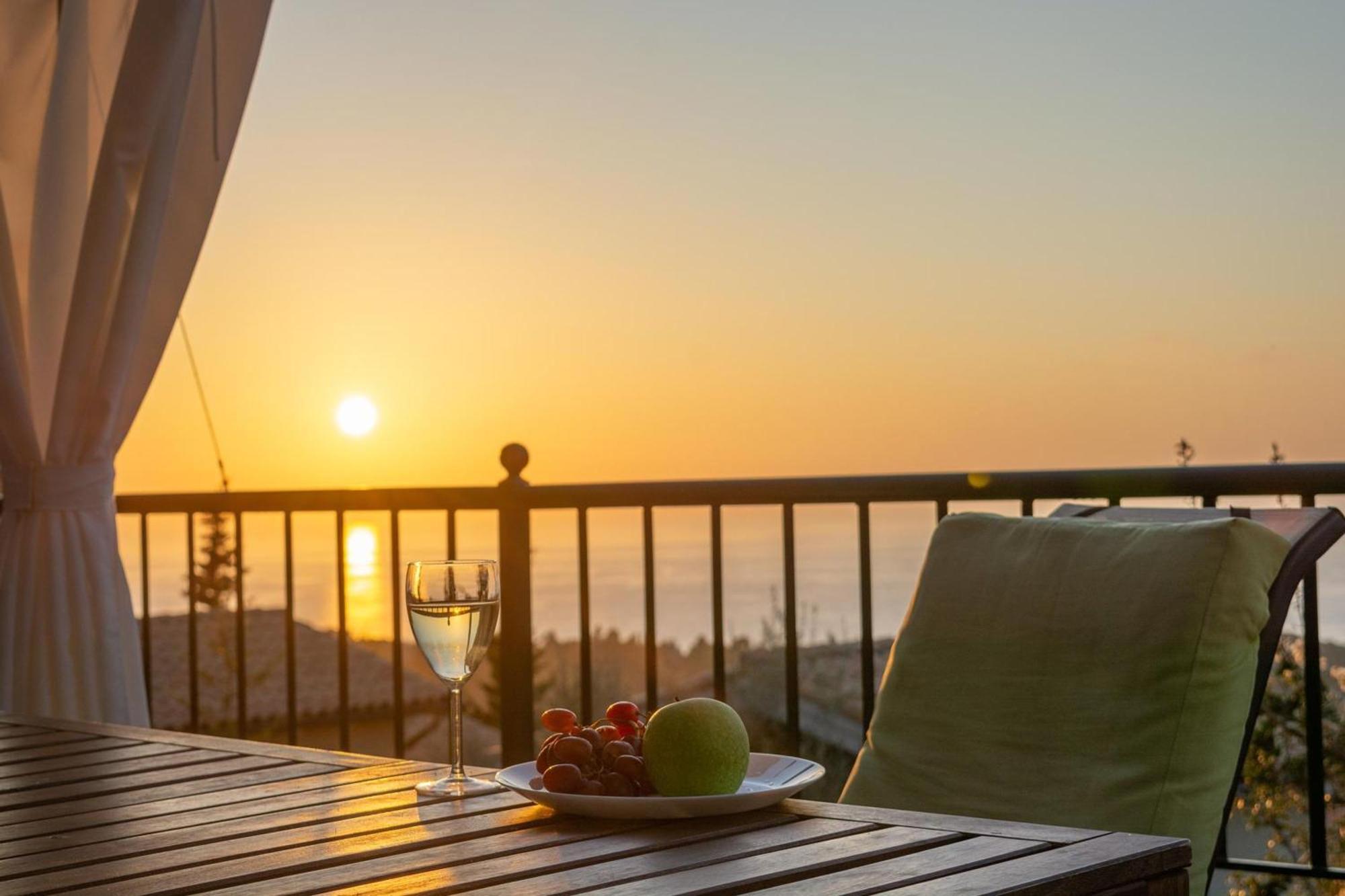 Komílion Agios Nikitas Nature Villas מראה חיצוני תמונה